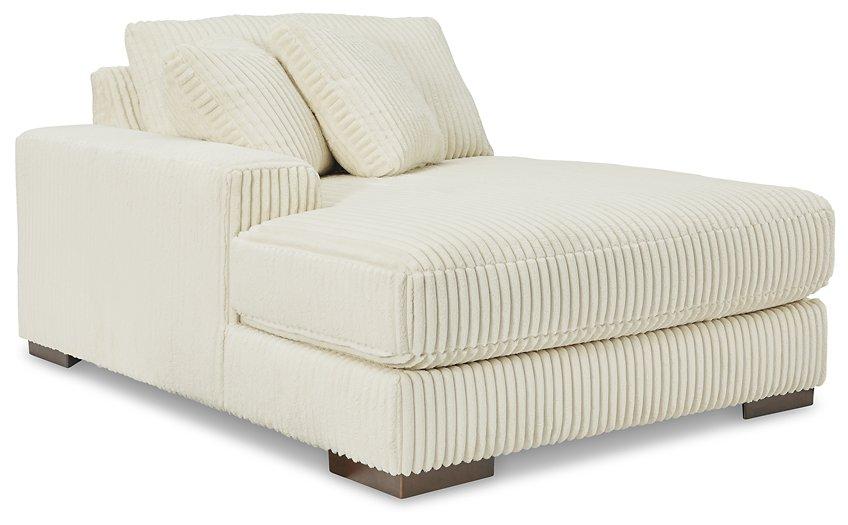 Lindyn Sectional with Double Chaise - FAMSA Furniture (TX)