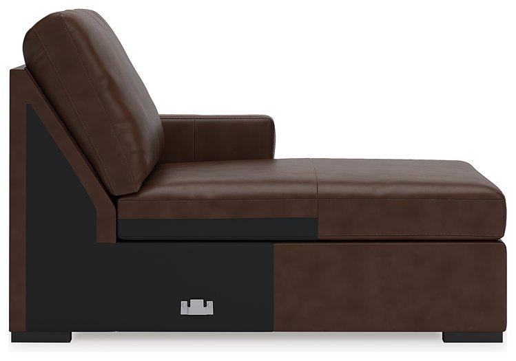McDowlan Sectional with Chaise - FAMSA Furniture (TX)