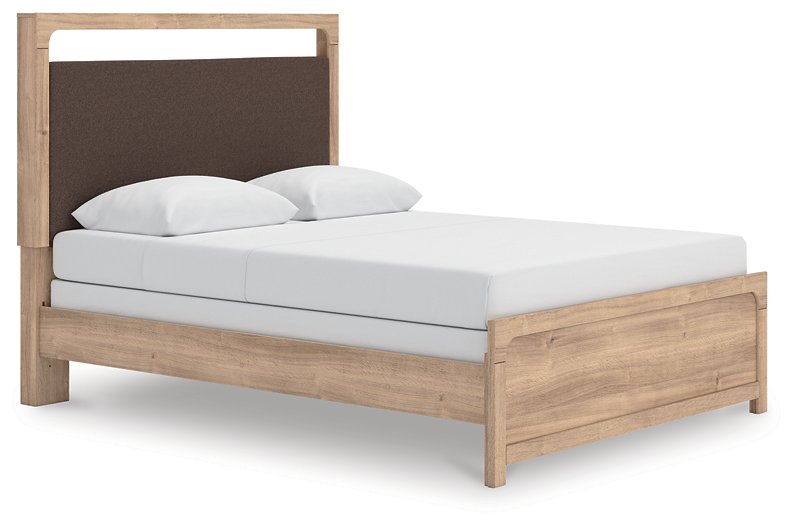 Kinlanni Upholstered Bed - FAMSA Furniture (TX)