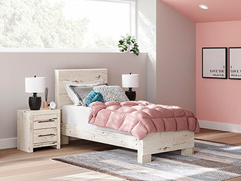 Lawroy Bed - FAMSA Furniture (TX)