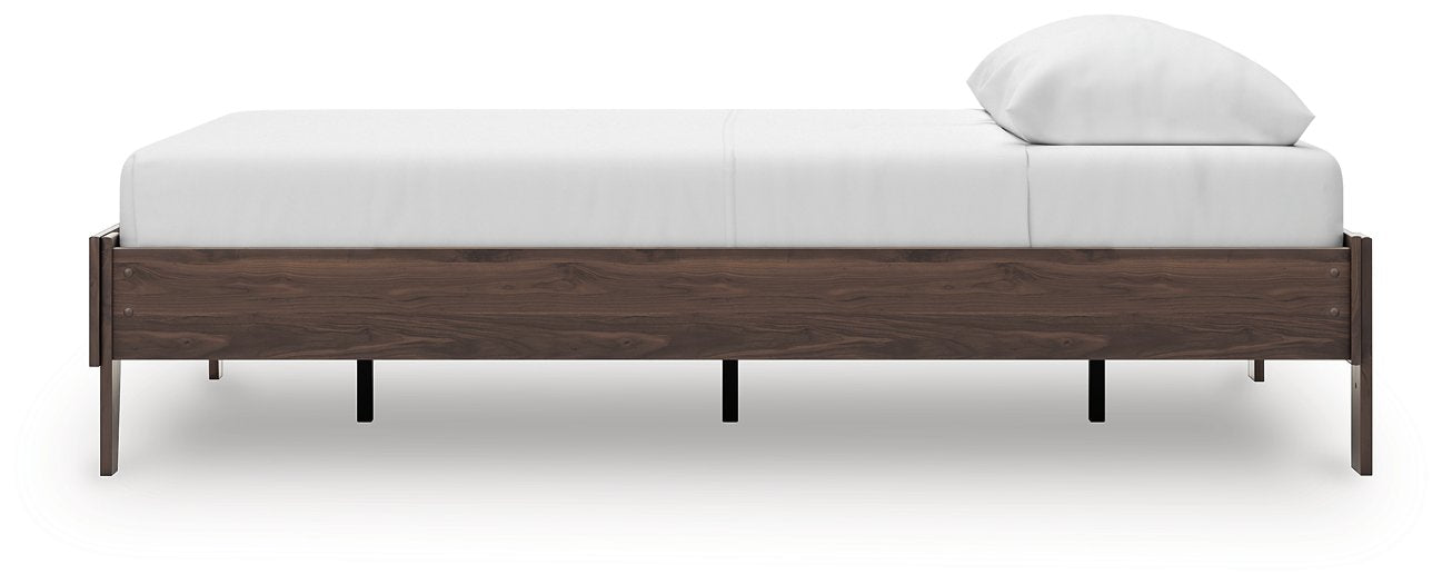 Calverson Bed - FAMSA Furniture (TX)