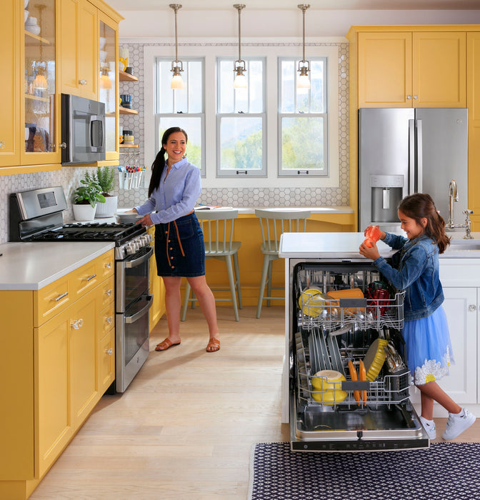 GE ENERGY STAR 22.1 Cu. Ft. Counter-Depth Fingerprint Resistant French-Door Refrigerator GYE22GYNFS - FAMSA Furniture (TX)