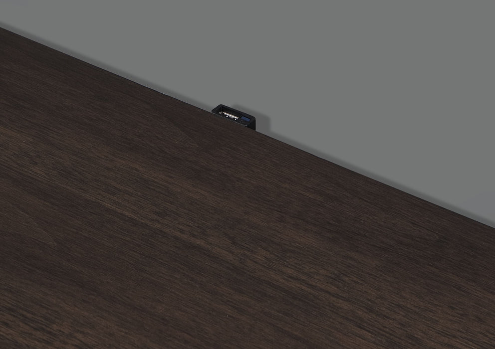 Carena Nightstand w/USB Port - Image 15