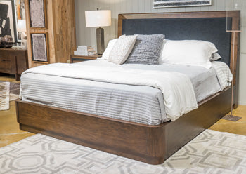 Dilenno Upholstered Bed - FAMSA Furniture (TX)
