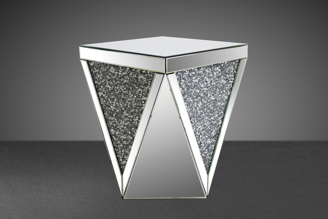 Noralie End Table - Image 4