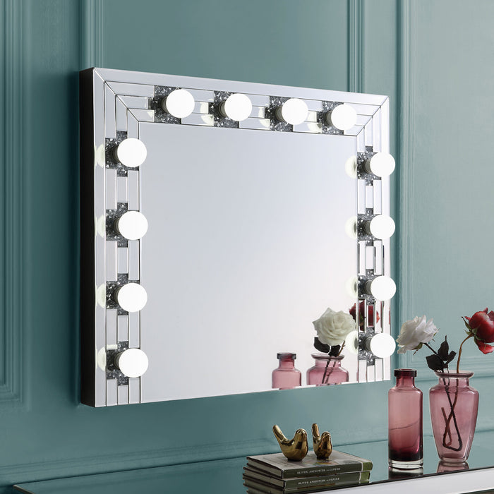 Noralie Accent Mirror