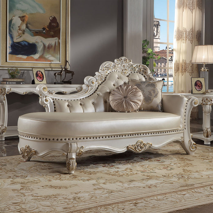 Vendome Chaise w/2 Pillows