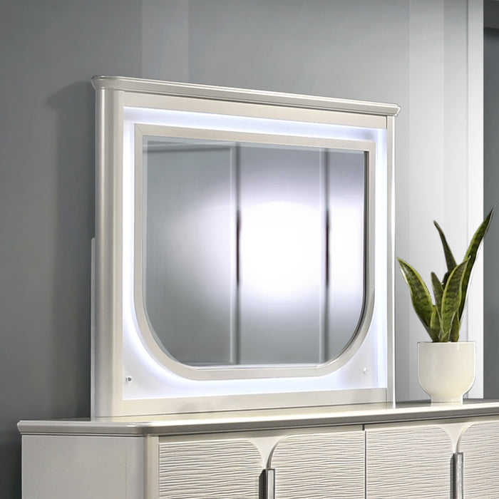 Laveda Mirror w/LED - Image 4