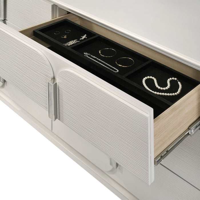 Laveda Dresser - Image 6