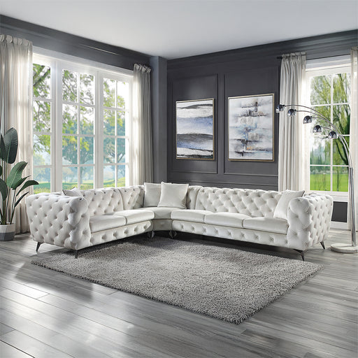 Atronia Sectional Sofa w/4 Pillows