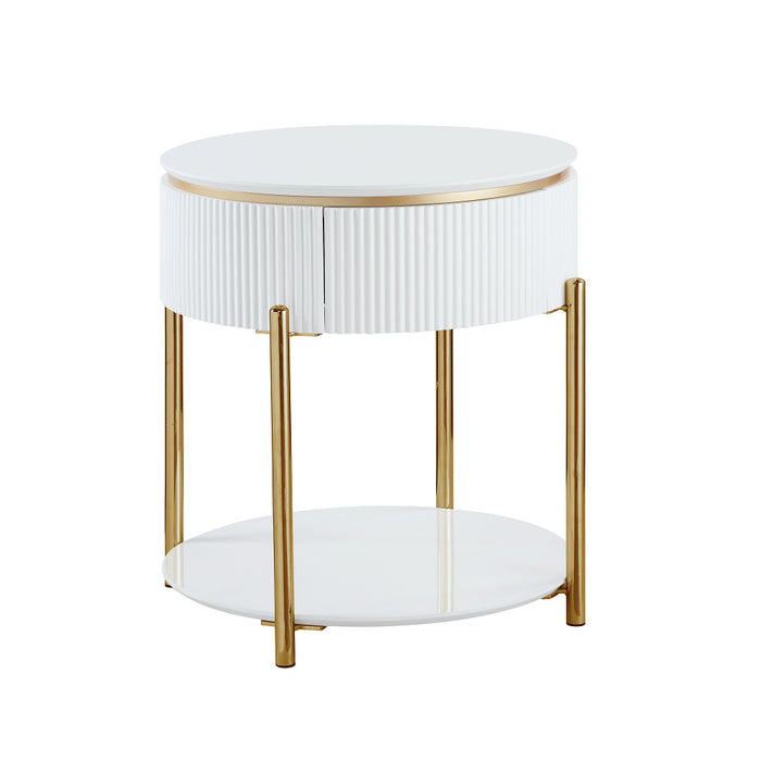Daveigh End Table - Image 2