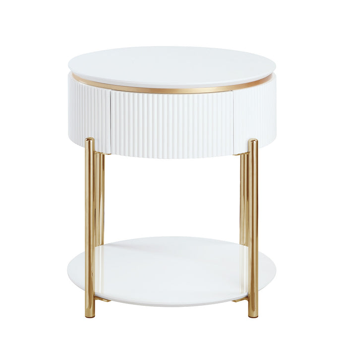 Daveigh End Table - Image 3