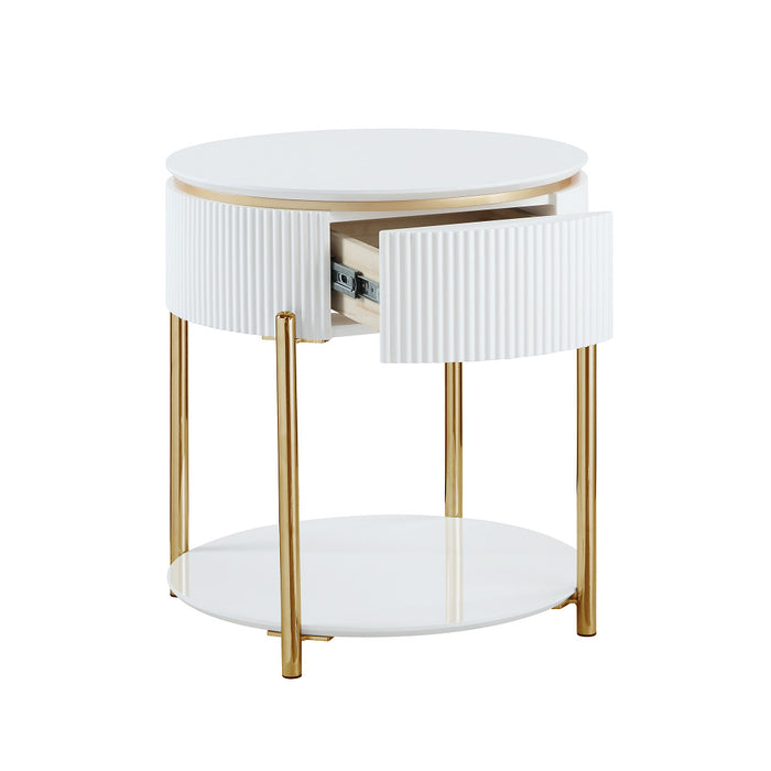 Daveigh End Table - Image 4