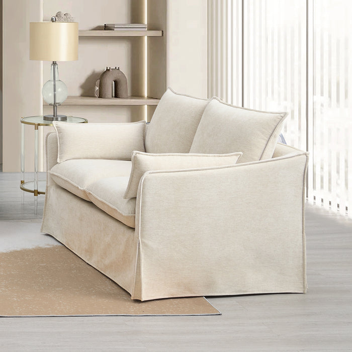 Loveseat w/2 Pillows