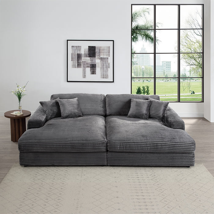 Hilde Sectional Sofa w/4 Pillows