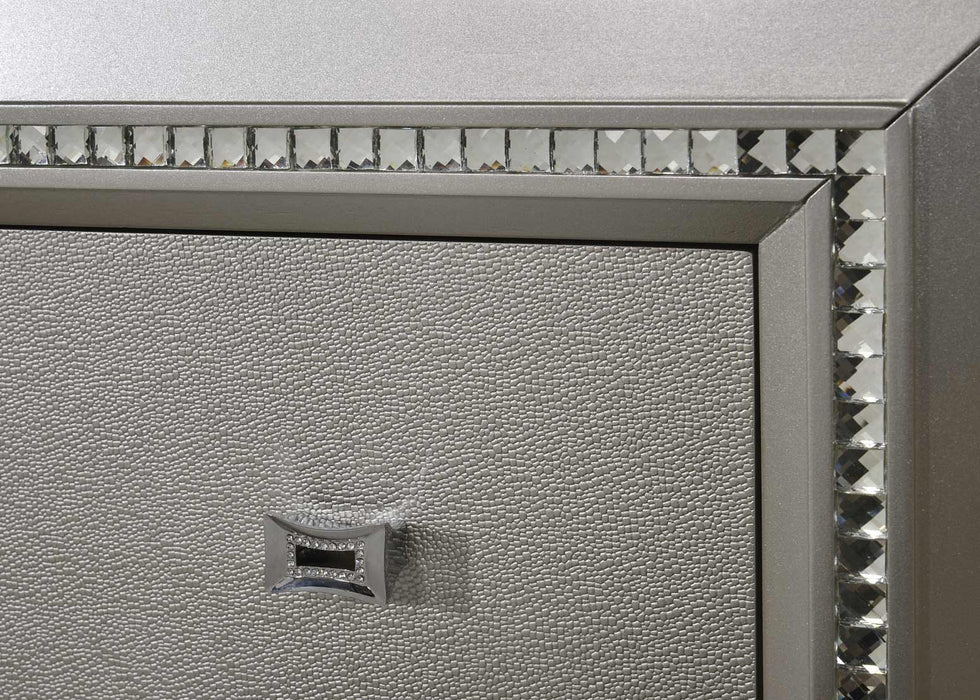 Kaitlyn Queen Bed w/Storage & LED - Image 3