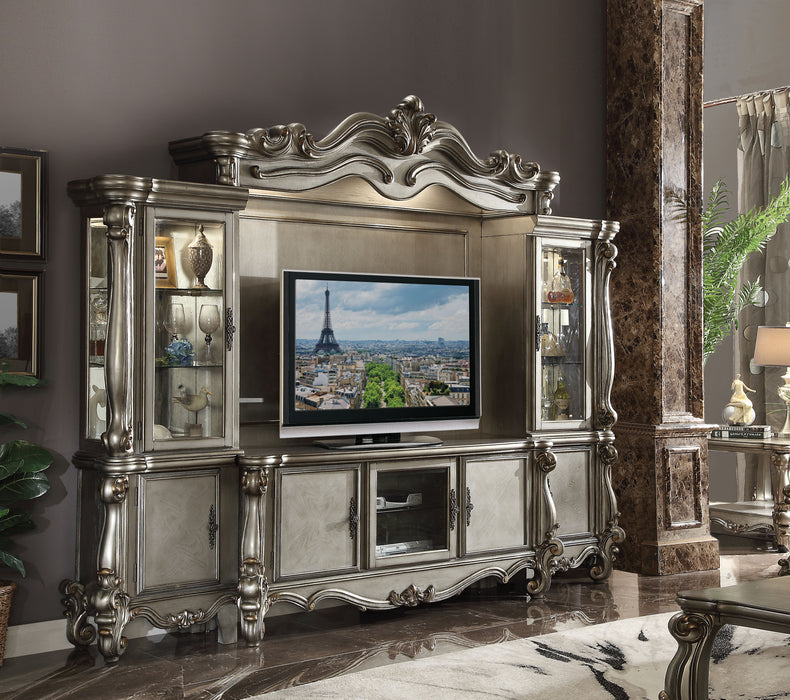 Versailles Entertainment Center - Image 5