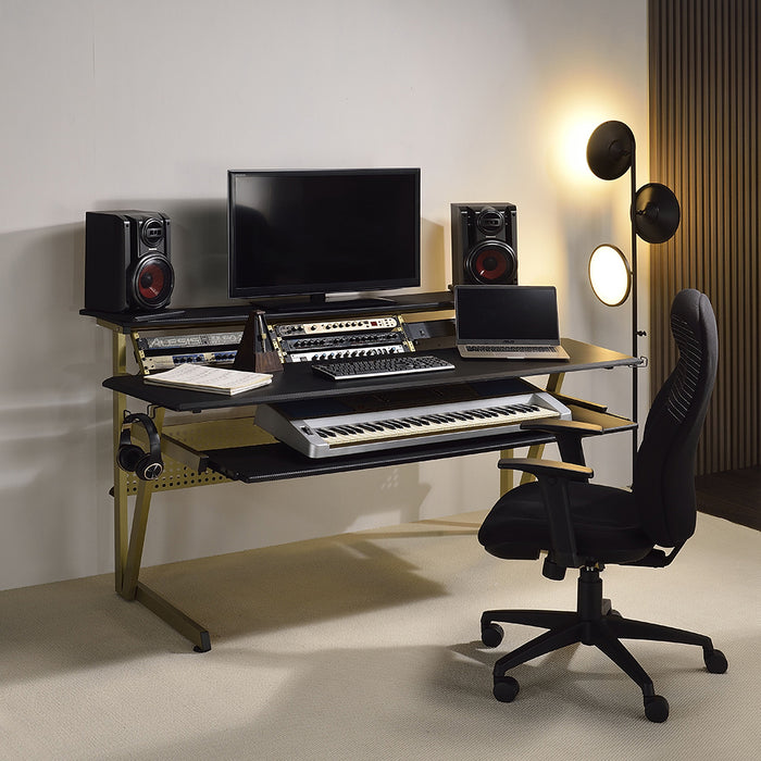 Saida Music Desk