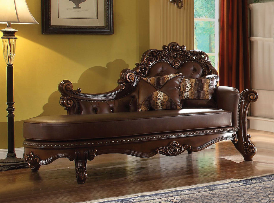 Vendome Chaise w/2 Pillows - Image 2